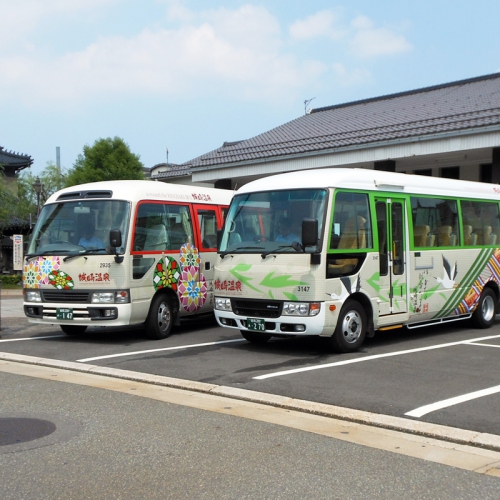 城崎温泉旅館協同組合様：ラッピングサイン送迎バス